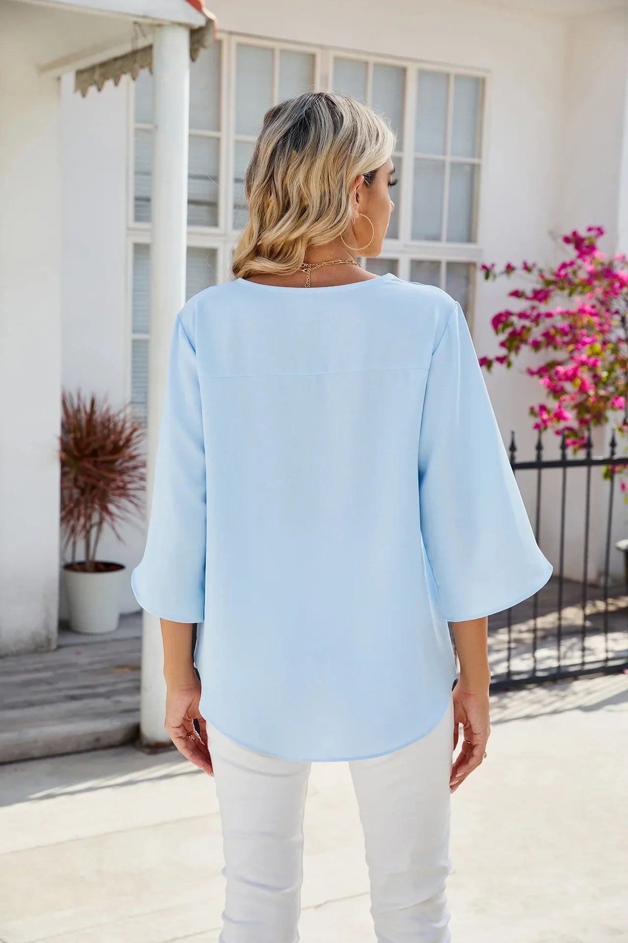 Lola™ - Bluse med V-hals